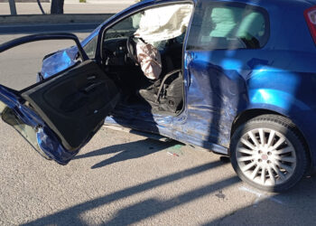 Spaventoso incidente a Vittoria: 2 feriti