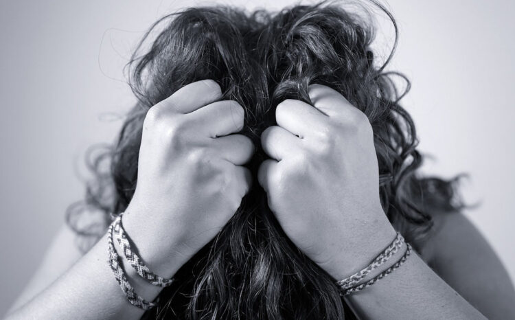 Scicli, maltrattamenti in famiglia: arrestato 23enne