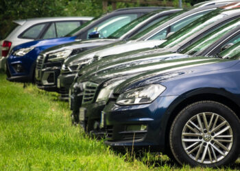 Vittoria, denunciato parcheggiatore abusivo