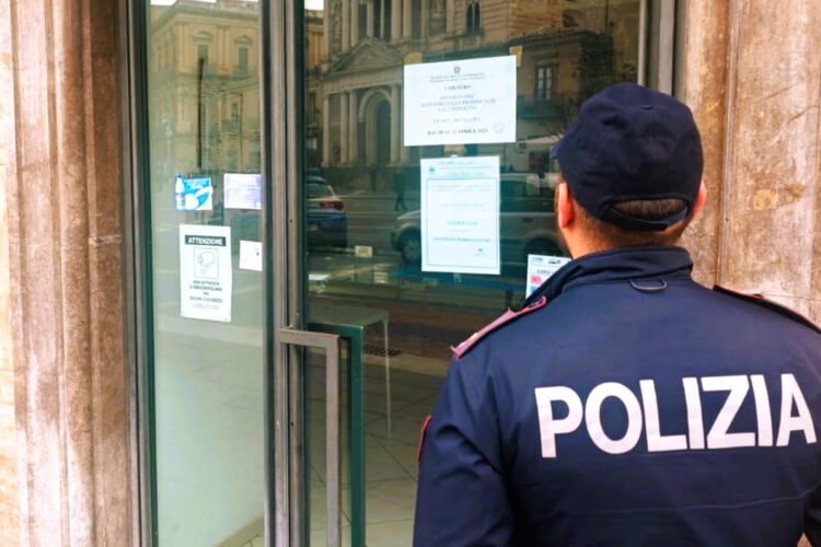 Caltanissetta, bar frequentato da pregiudicati: sospesa licenza