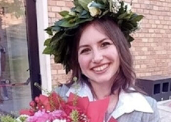 Travolta da furgone a 19 anni mentre fa jogging: Sara si laurea dopo il coma