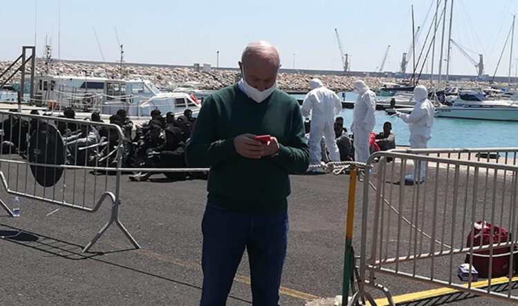 Migranti, fermo e multa da 10mila euro per la Mare Jonio, interviene il sindaco di Pozzallo