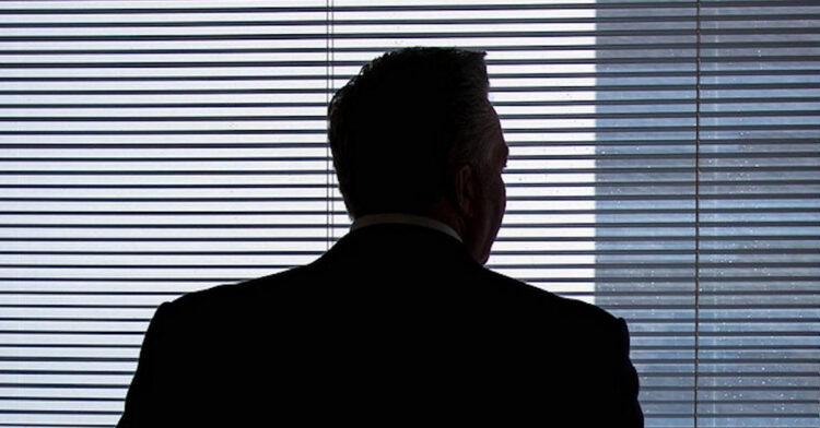 Modica, pedinava e minacciava ex consorte nonostante il divieto di avvicinamento: arrestato