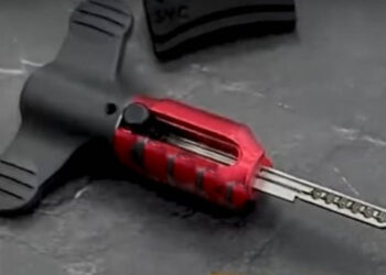 Allarme Topolino, la chiave usata dai ladri d'appartamento: come difendersi