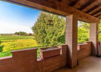 Condono edilizio: verande, tramezzi, soppalchi e finestre: ecco cosa si potrà sanare