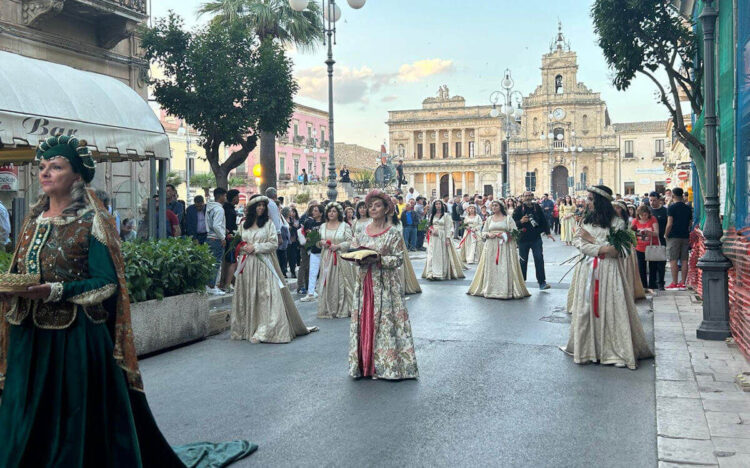 Corteo storico di Santa Rita a Vittoria