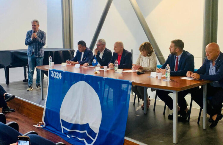 Pozzallo, conferenza dei Comuni insigniti della Bandiera Blu