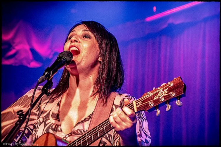 La Sicilia di Carmen Consoli vola oltreoceano: Terra Ca Nun Senti