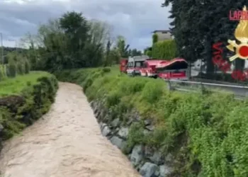 Maltempo, cade in canale in piena: è disperso, ricerche in corso a Cantù