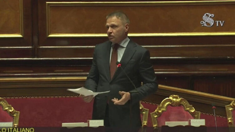 Gaffe di Lollobrigida: Per fortuna la siccità ha colpito la Sicilia VIDEO