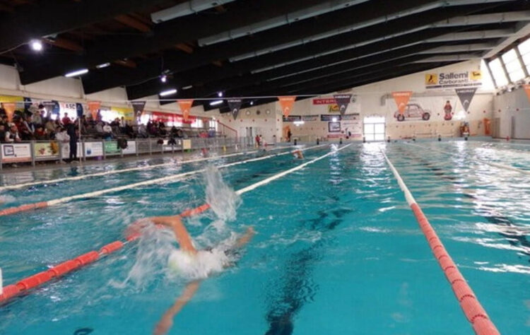 Comiso, chiusura piscina comunale: Assenza risponde alle accuse di Bellassai