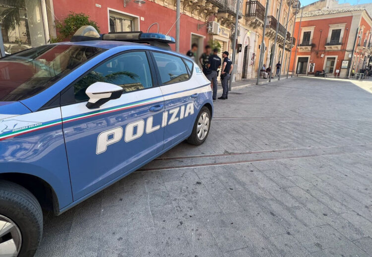 Comiso, insegue una donna per violentarla: fermato un tunisino