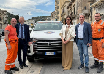 Modica, consegnato nuovo mezzo alla Protezione Civile