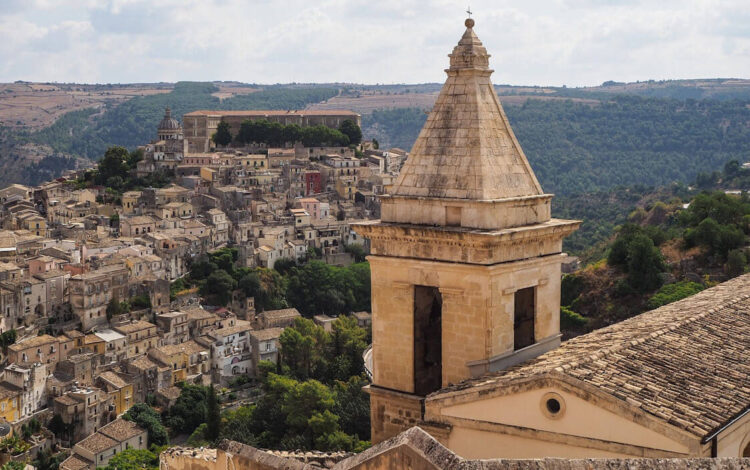 Modica e Ispica piangono Ragusa non ride
