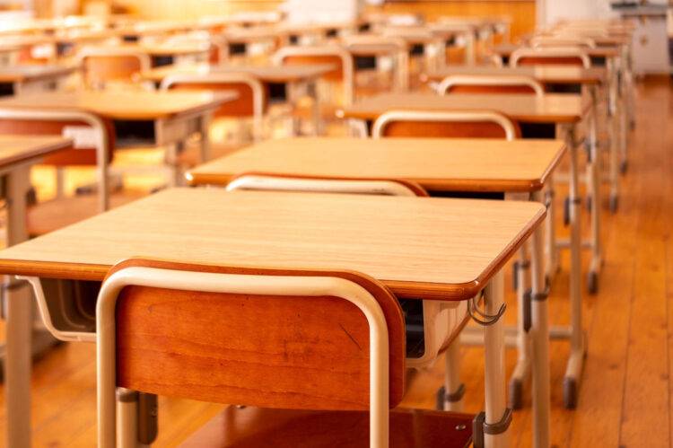 Concorso ATA, bandi regionali online: requisiti e come inviare domanda