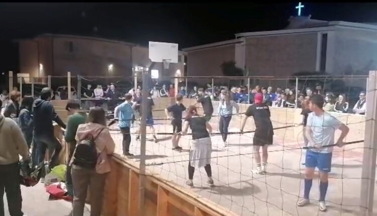 A Ragusa è ancora festa del Preziosissimo sangue: c'è anche il calcio balilla umano