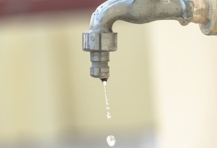 Modica, le segnalazioni su parcheggio e acqua