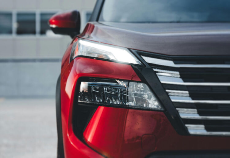 Perché i fari fendinebbia sono essenziali per una guida sicura: Illuminare il percorso in condizioni difficili