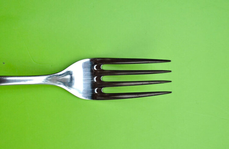 Conoscete la dieta della forchetta? Ecco come dimagrire senza stress