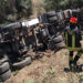 Esplode pneumatico, camion nella scarpata fra Modica e Pozzallo