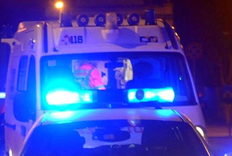 Modica, incidente in via Nazionale precipita nel burrone: due feriti