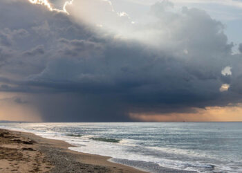 Maltempo in Sicilia: temporali sparsi e pulviscolo sahariano