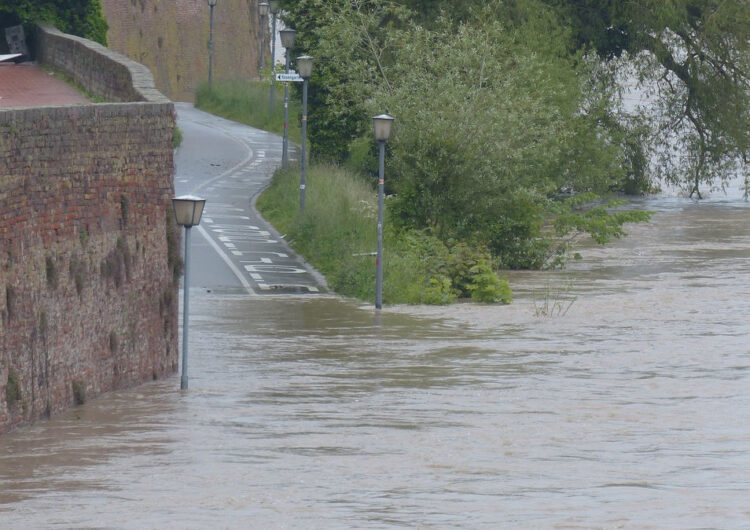 Maltempo, temporali e torrenti esondati: le impressionanti immagini VIDEO