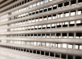 Vittoria, FDI: Via Cavour abbandonata nel degrado