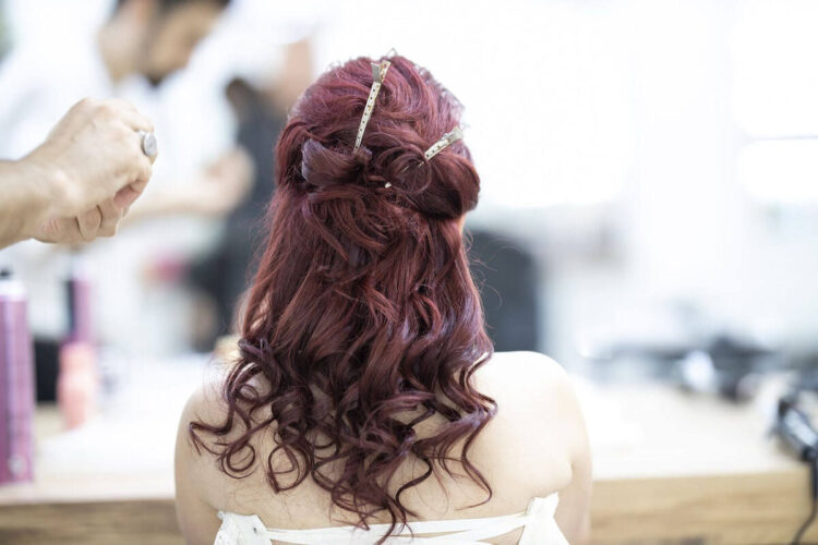 Vittoria, nuova ordinanza per orari acconciatore ed estetista