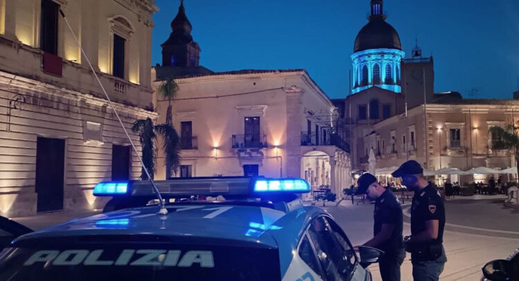 Comiso, controlli stranieri: emessi decreti di espulsione