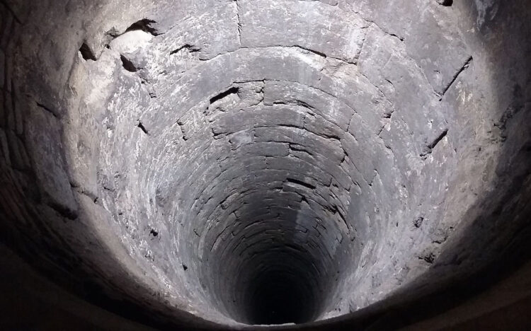 Morto bambino di 10 anni caduto in un pozzo di 15 metri