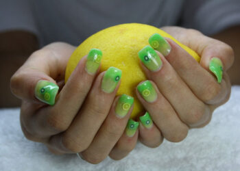 Colore unghie 2024: tendenze estive e novità