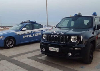 Controlli a Modica e Scicli: spaccio, atti osceni e coltelli: deferite in stato di libertà 4 persone