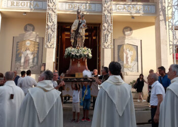 La festa esterna della Madonna del Carmine a Ragusa