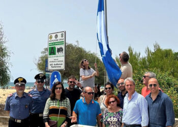Modica, issata la bandiera blu sulle spiagge modicane