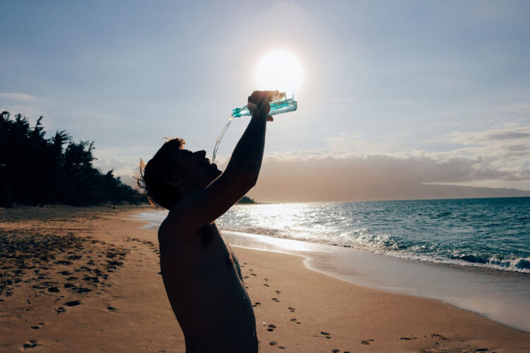 Quanta acqua bisogna bere in estate quando fa caldo