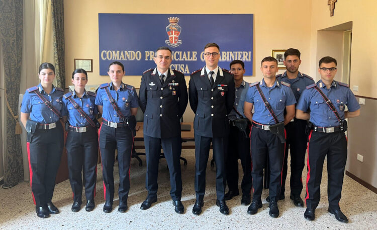 Estate in sicurezza: un ufficiale e 7 marescialli allievi in tirocinio a Ragusa
