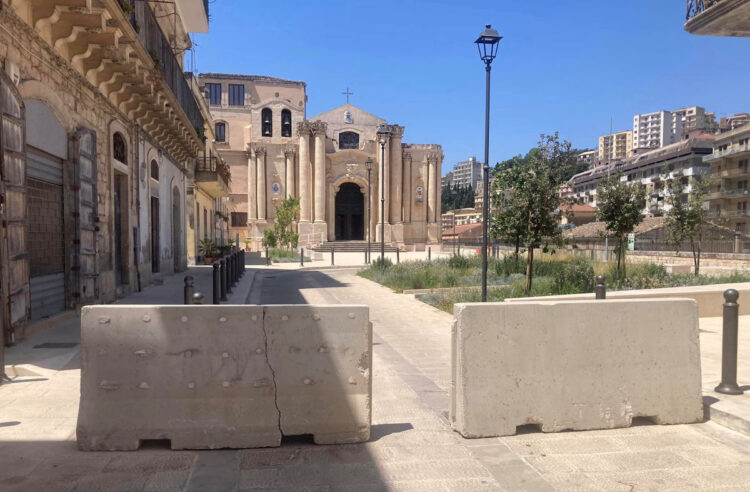 Modica, chiuso il sagrato della Madonna delle Grazie: parla il sindaco