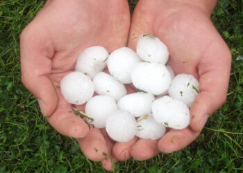 Meteo Italia: dal grande caldo alla grandine grossa: ecco dove e quando