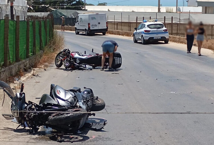 Brutto incidente vicino Scoglitti: feriti 2 motociclisti