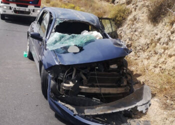 Incidente a Vittoria: 45enne estratto dalle lamiere dell'auto