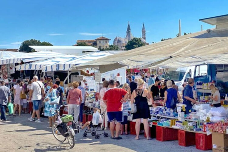 Controllo interforze al mercato settimanale di Marina di Ragusa: 4 verbali
