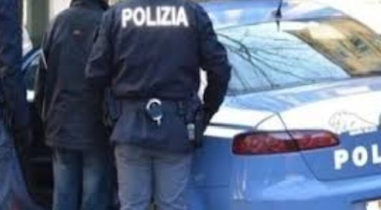 Comisano 48enne arrestato per estorsione, ricettazione, furto e rapina