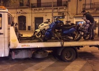 Modica, lotta ai fracassoni: sanzioni per oltre duemila euro e scooter sequestrati