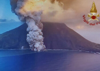 Stromboli sorvegliato speciale: allerta rossa