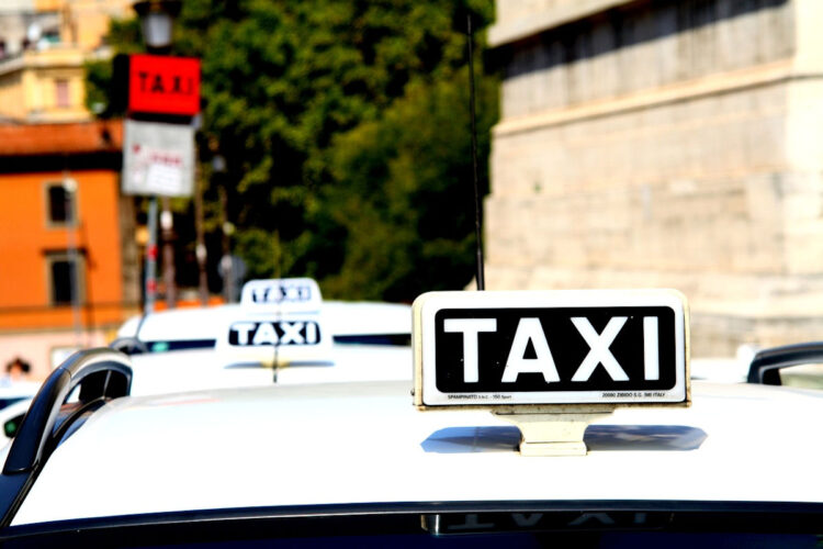 Ragusa, istituzione del Registro Elettronico NCC Taxi (RENT)