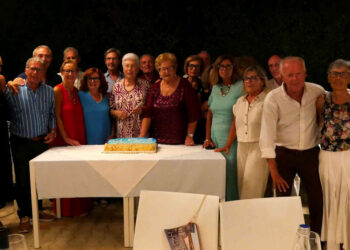 Modica, gli studenti della 5ª A del "Galilei" festeggiano i 50 anni dal diploma