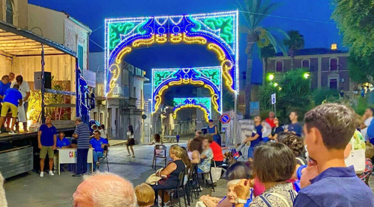 Comiso: la vendita dei doni all'asta