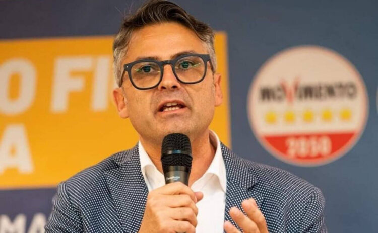 Castello di Donnafugata, Sergio Firrincieli M5 interviene sulla concomitanza di due eventi