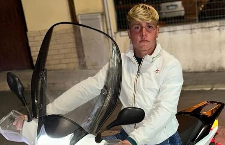 Acate, domani i funerali di Giuseppe Curvà: 18enne morto in un incidente